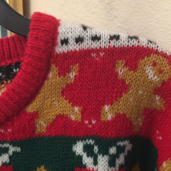 Festive Red Sweater - Picture 5 of 7